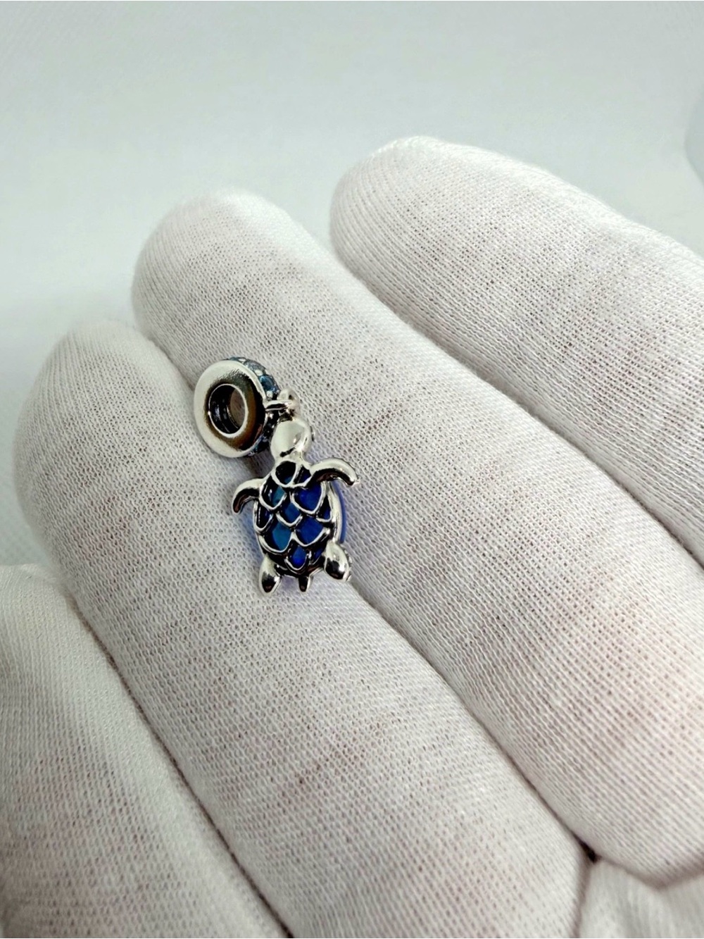 Pandora Murano Glass Sea Turtle Dangle Charm 798939C01 - Picture 3 of 4